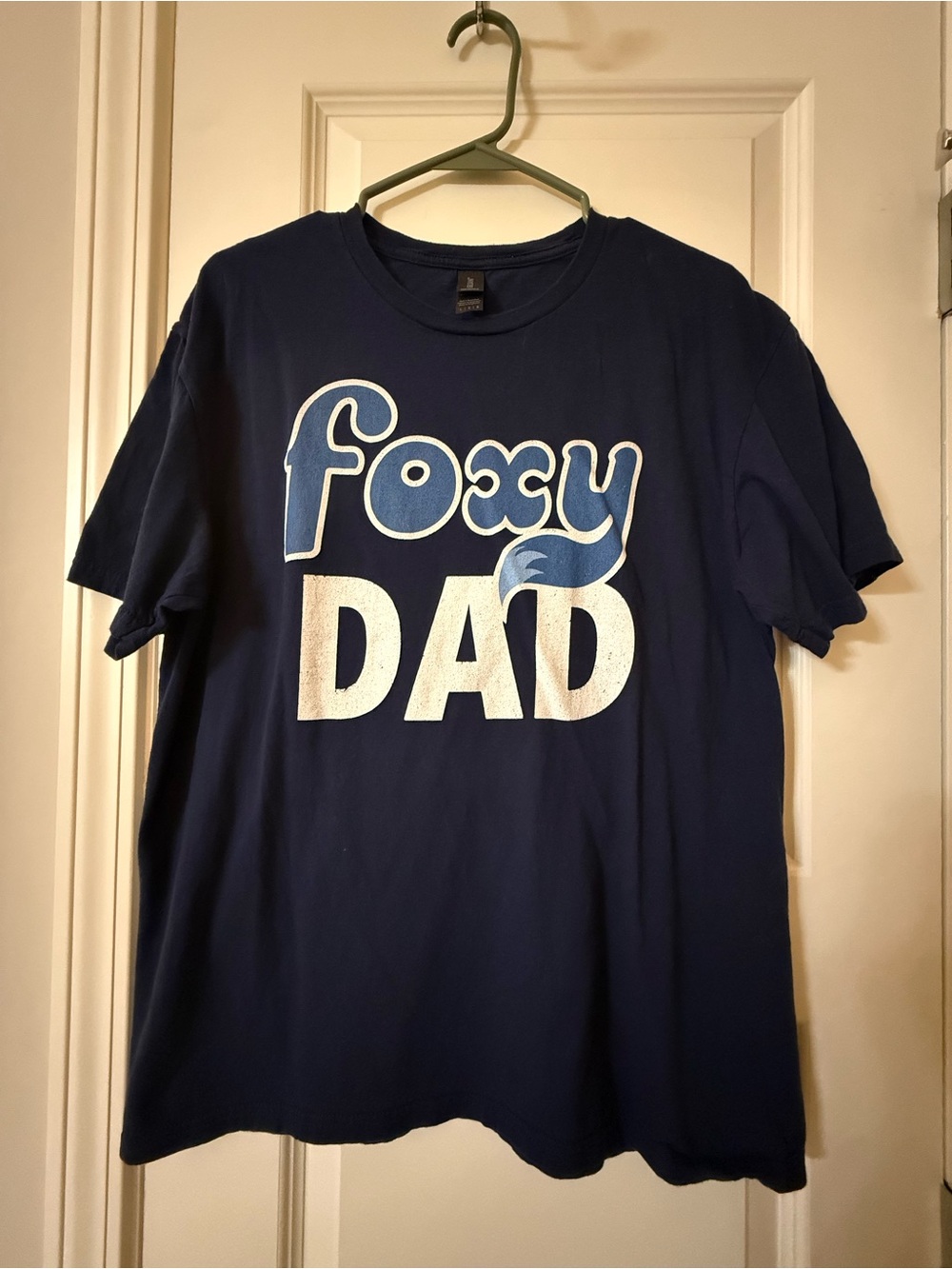 Gildan Softstyle Navy 'Foxy DAD' Short Sleeve Tee Size Large